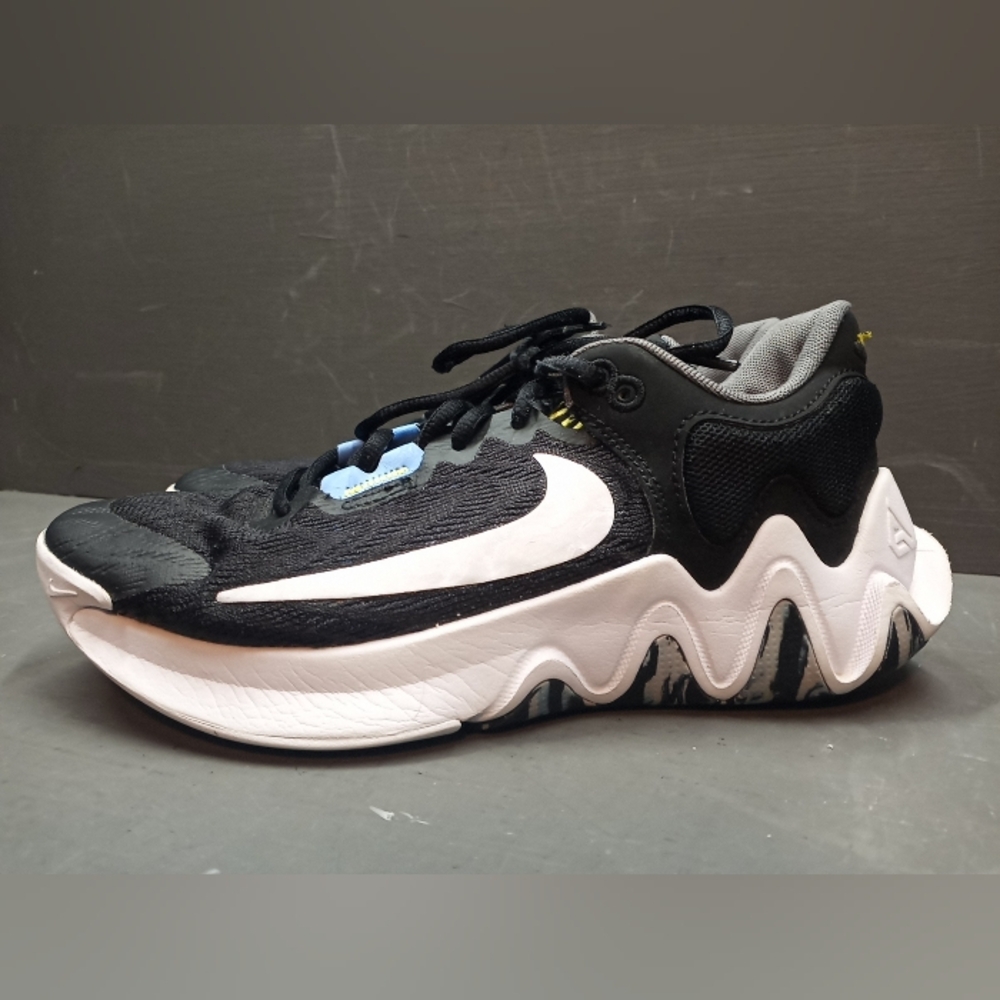 Nike Giannis Immortality 2 Black University Blue Basketball Shoes Mens Size 8.5